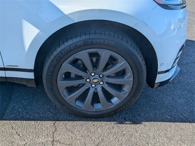 2018 Land Rover Range Rover Velar - Image 11 of 12