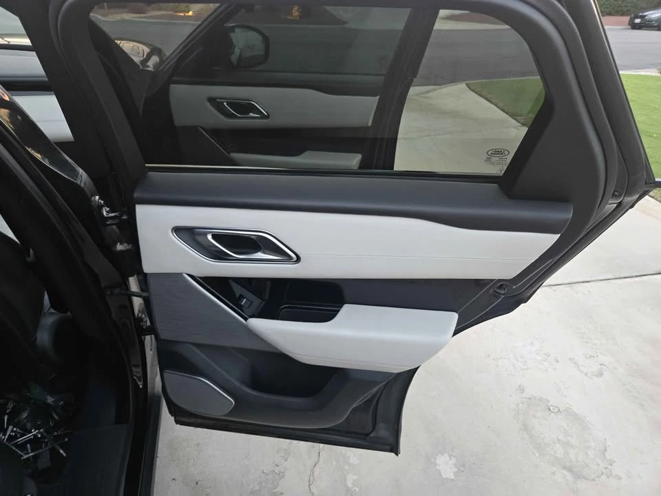 2018 Land Rover Range Rover Velar - Image 15 of 16