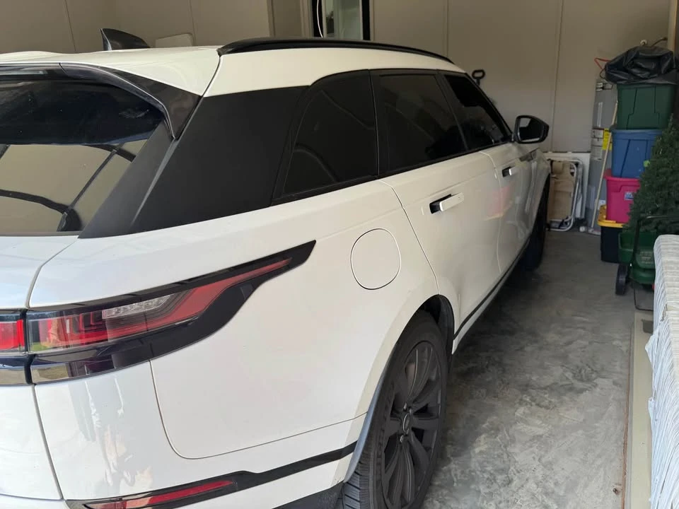 2018 Land Rover Range Rover Velar - Image 3 of 13