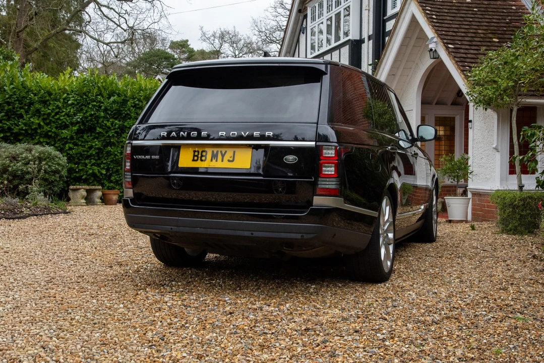 2018 Land Rover Range Rover L405 - Image 7 of 30
