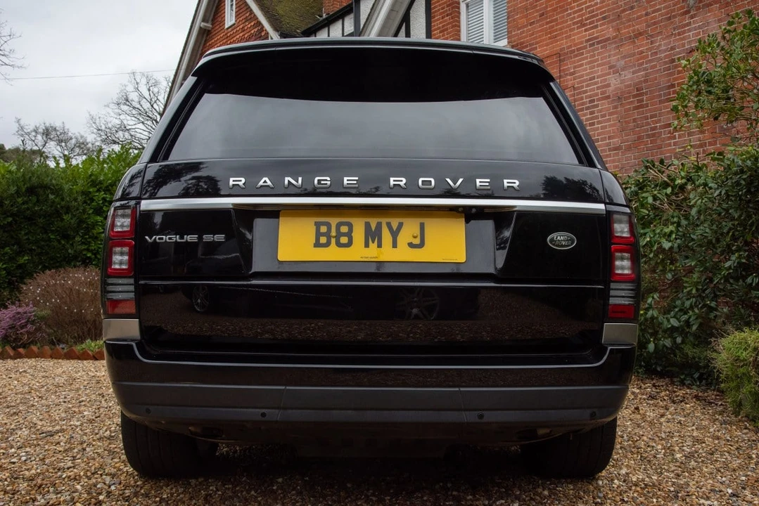 2018 Land Rover Range Rover L405 - Image 9 of 30