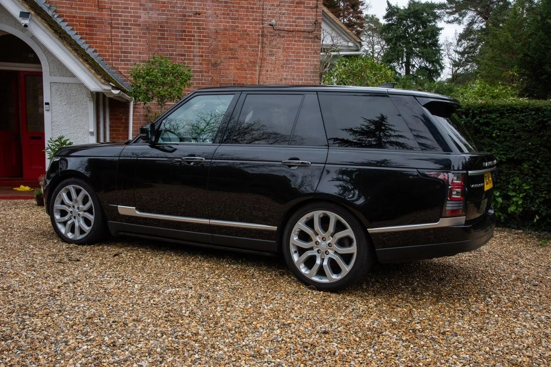 2018 Land Rover Range Rover L405 - Image 14 of 30