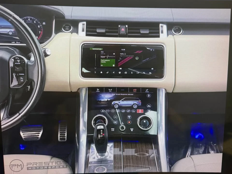 2018 Land Rover Range Rover L405 - Image 17 of 20