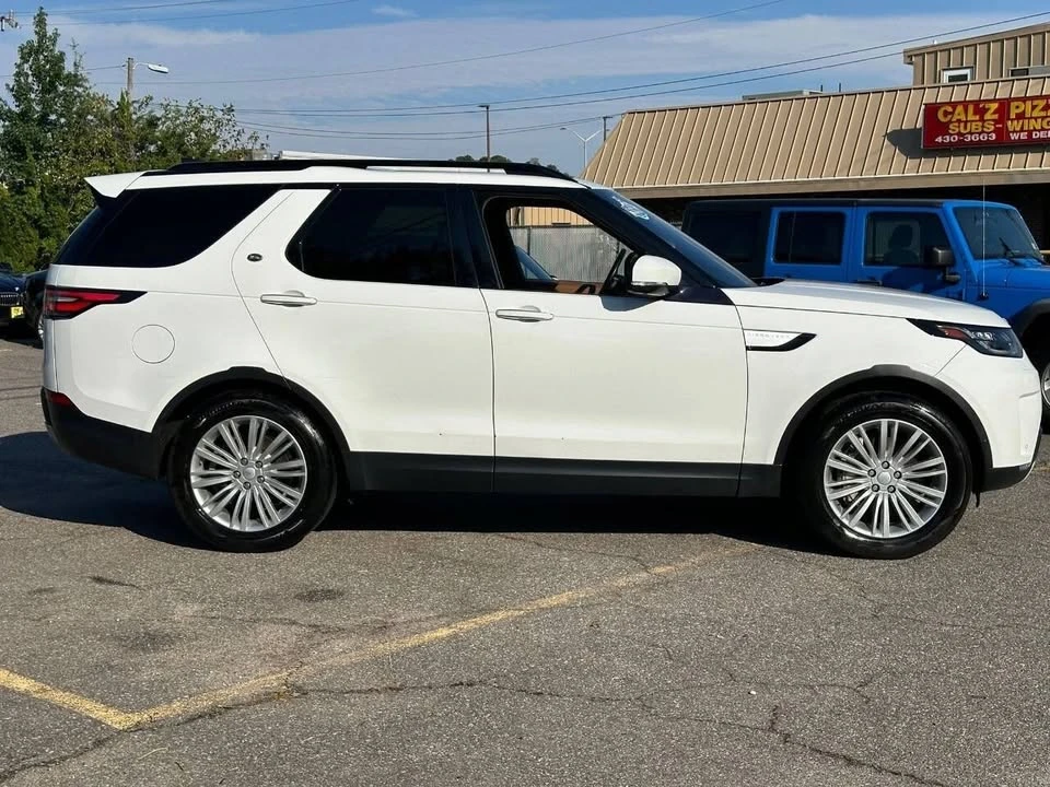 2018 Land Rover Discovery 5th Gen - Image 4 of 20