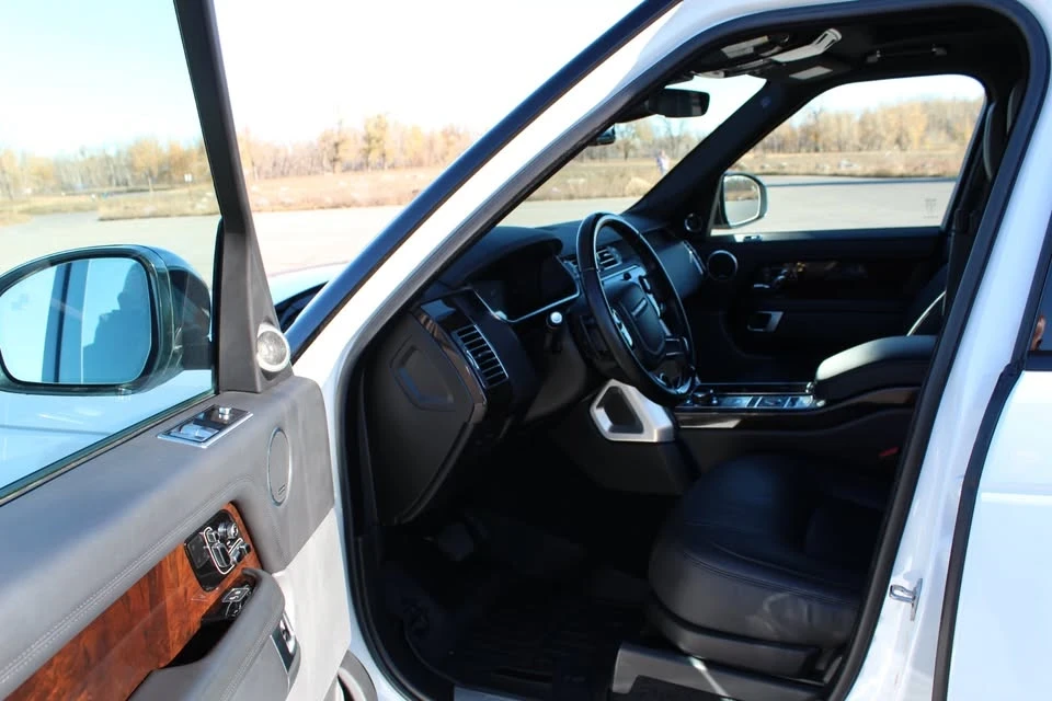2018 Land Rover Range Rover L405 - Image 9 of 16