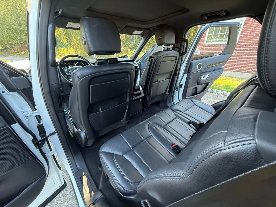 2018 Land Rover Discovery 5th Gen - Image 18 of 20