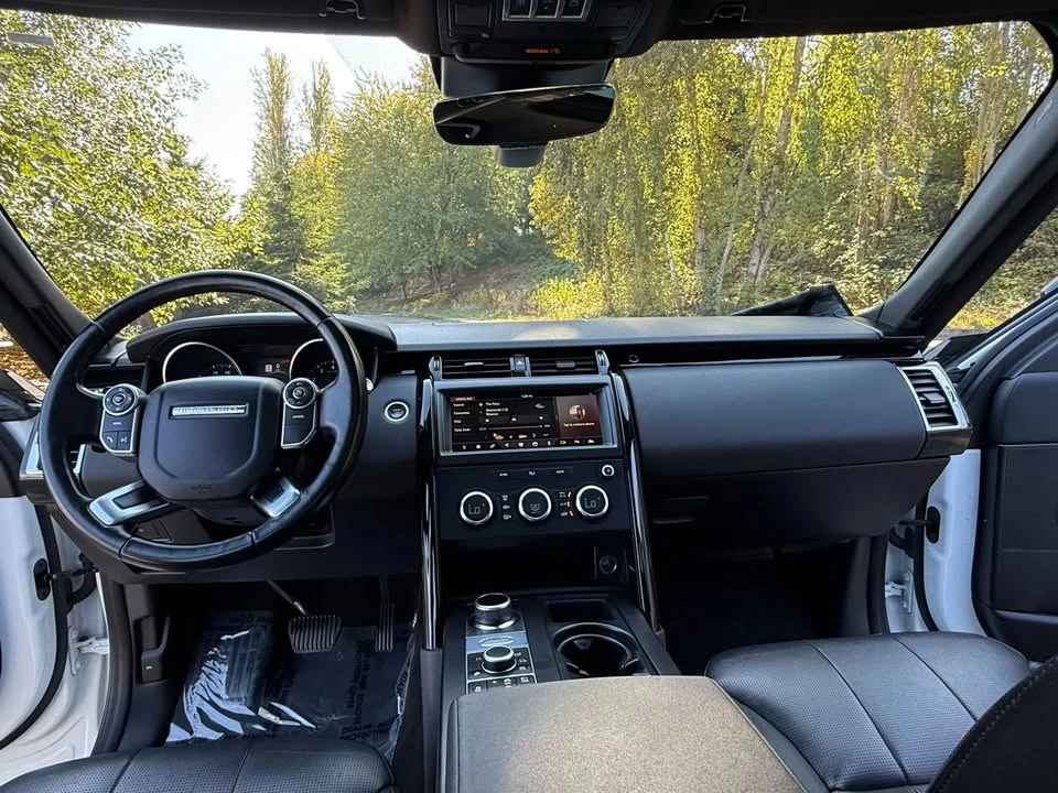 2018 Land Rover Discovery 5th Gen - Image 12 of 20