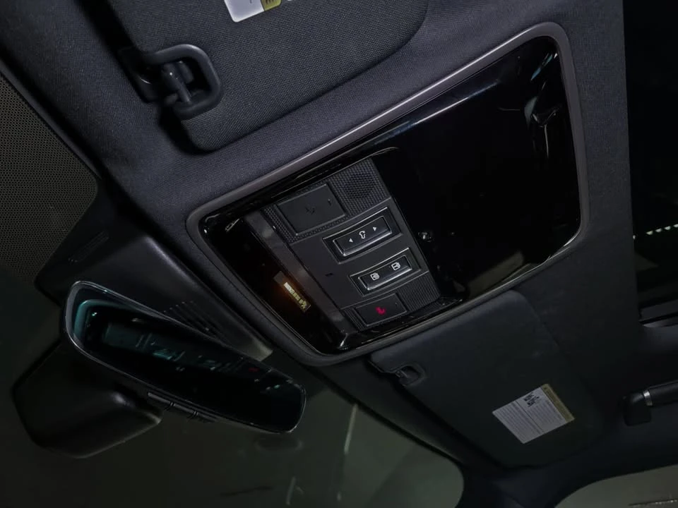 2018 Land Rover Range Rover L405 - Image 18 of 19