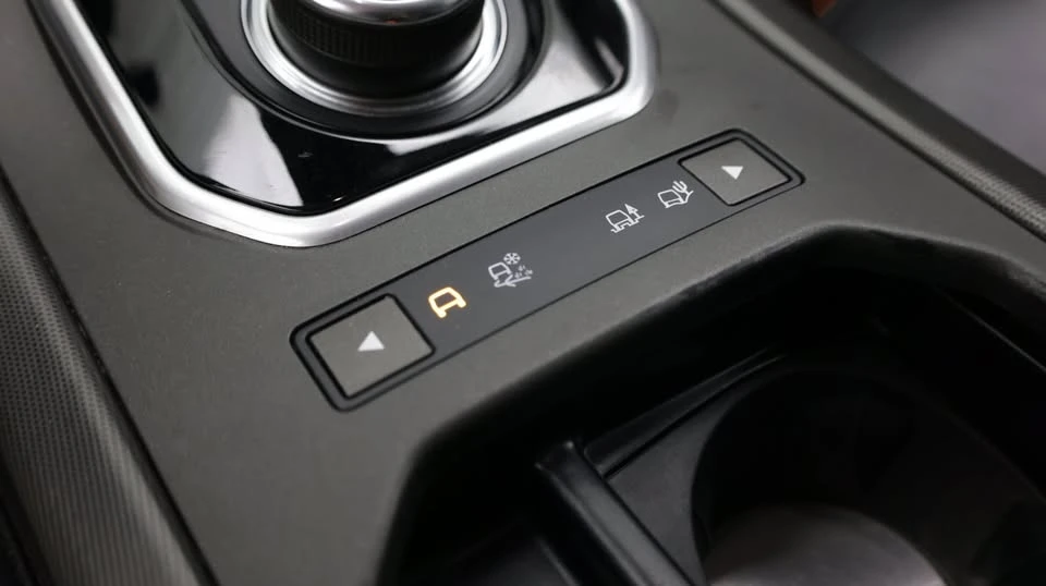 2018 Land Rover Range Rover Evoque 1st Gen - Image 16 of 20
