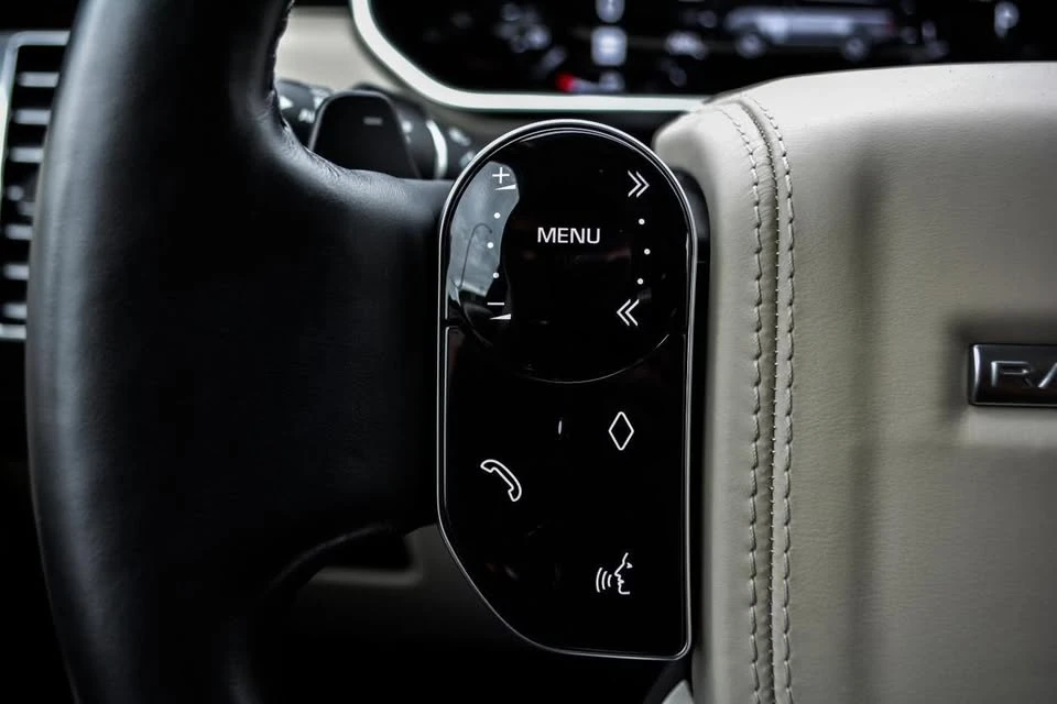 2018 Land Rover Range Rover L405 - Image 11 of 20
