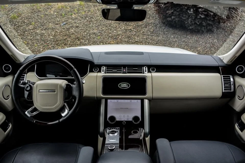 2018 Land Rover Range Rover L405 - Image 13 of 20