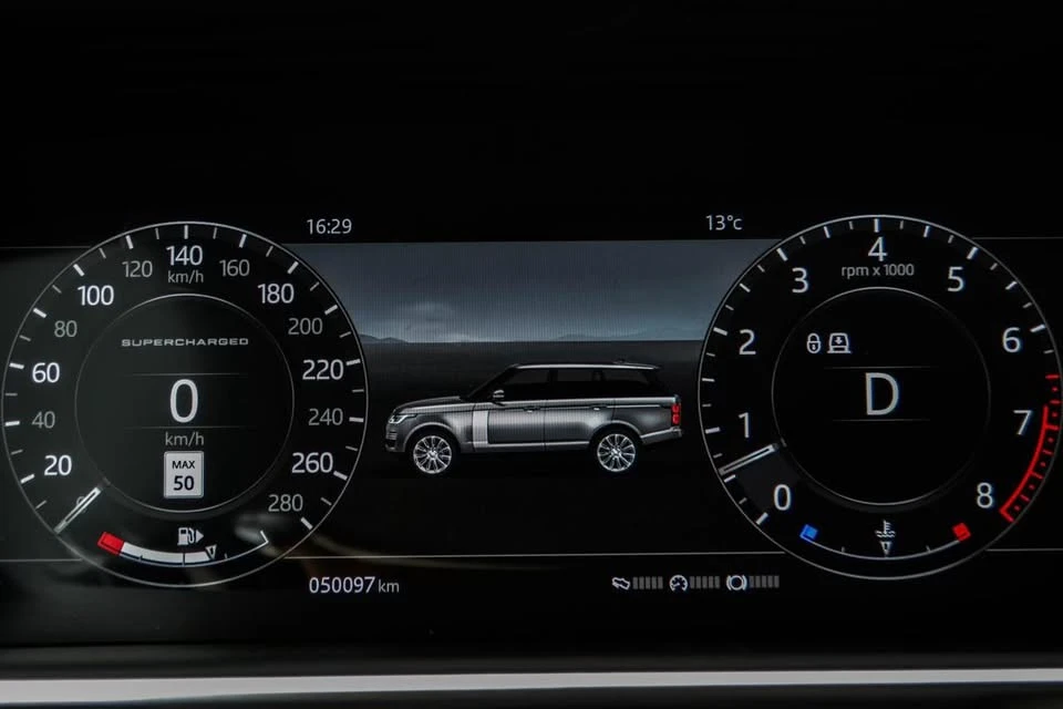 2018 Land Rover Range Rover L405 - Image 10 of 20