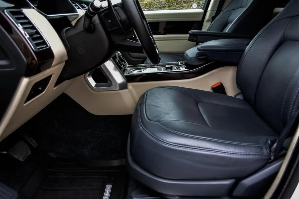 2018 Land Rover Range Rover L405 - Image 6 of 20