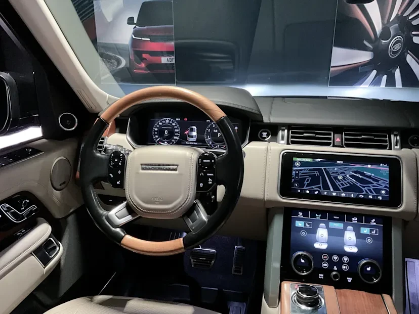 2018 Land Rover Range Rover L405 - Image 11 of 20
