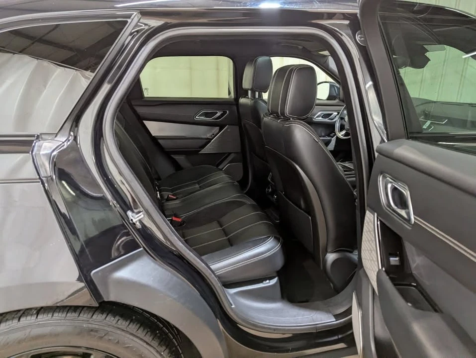 2018 Land Rover Range Rover Velar - Image 16 of 20
