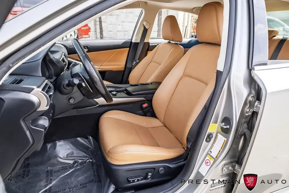 2018 Lexus IS 3rd Gen - Image 18 of 20