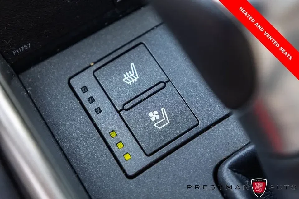 2018 Lexus IS 3rd Gen - Image 15 of 20