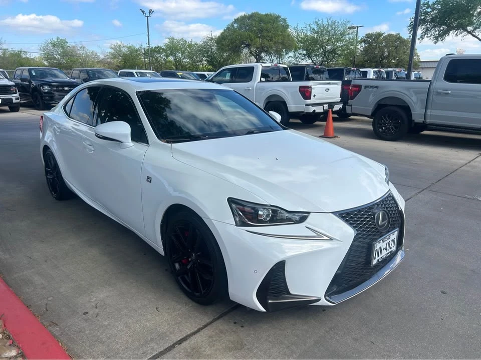 2018 Lexus IS 3rd Gen - Image 6 of 16
