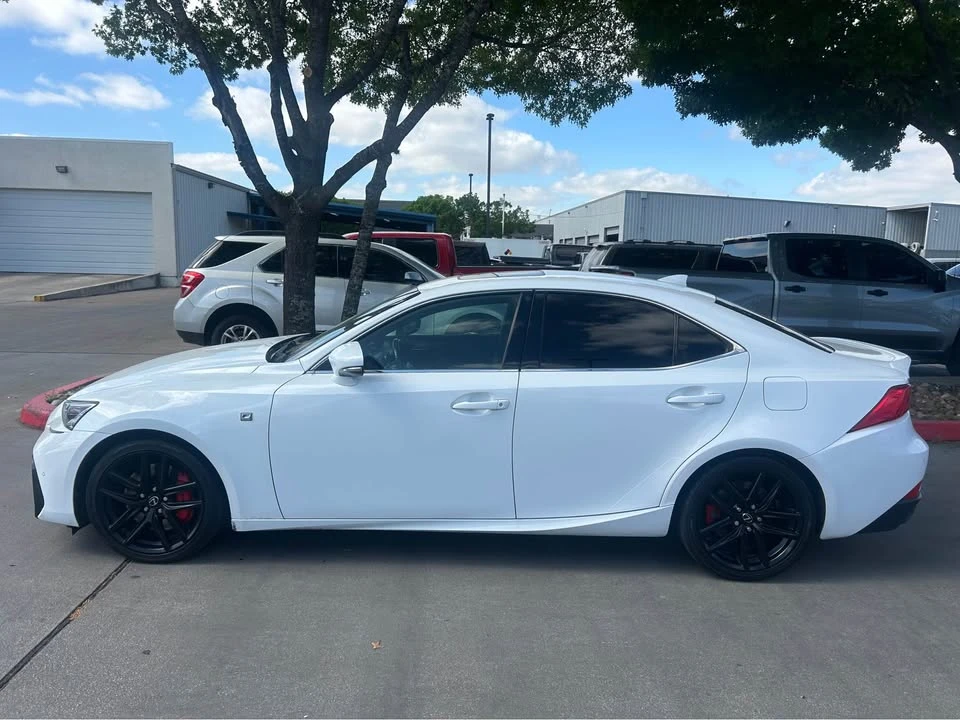 2018 Lexus IS 3rd Gen - Image 5 of 16