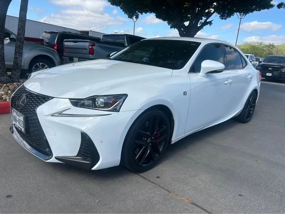 2018 Lexus IS 3rd Gen - Image 3 of 16