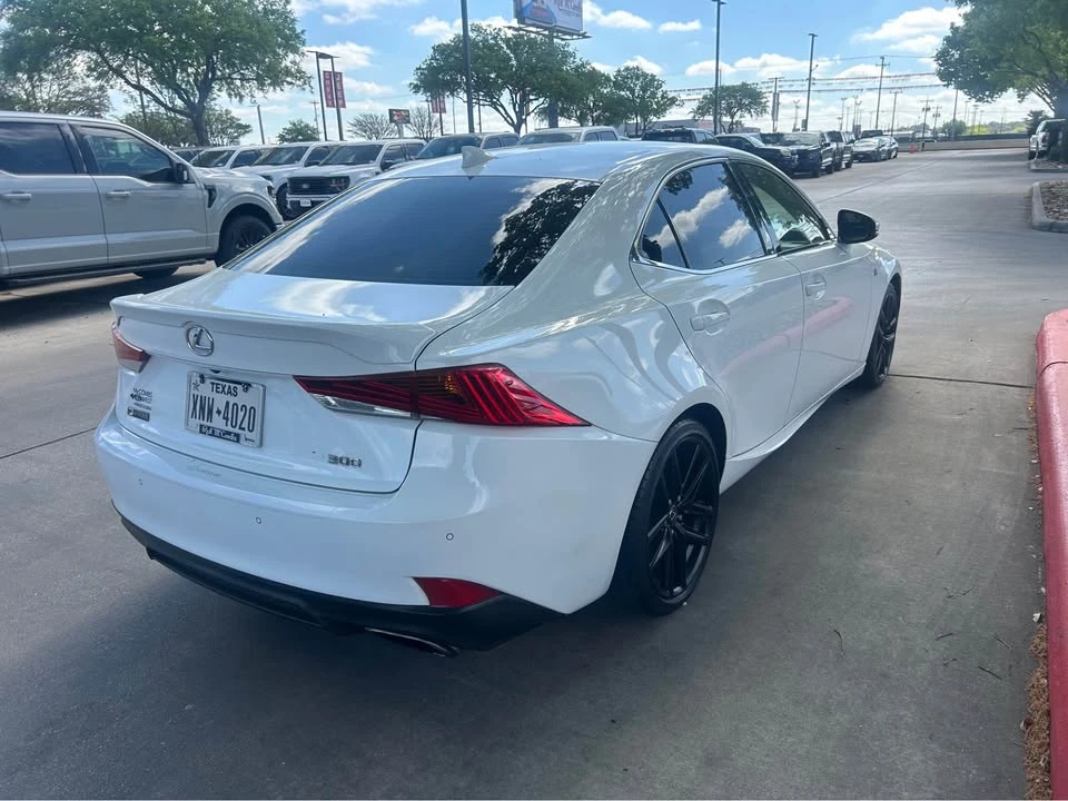 2018 Lexus IS 3rd Gen - Image 8 of 16