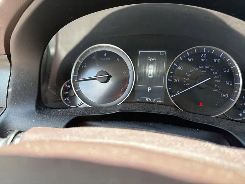 2018 Lexus ES 6th Gen - Image 2 of 3