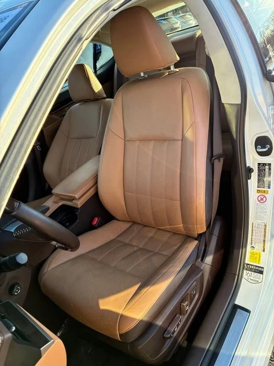 2018 Lexus ES 6th Gen - Image 12 of 20