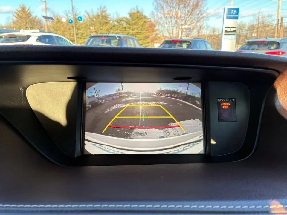 2018 Lexus ES 6th Gen - Image 17 of 20