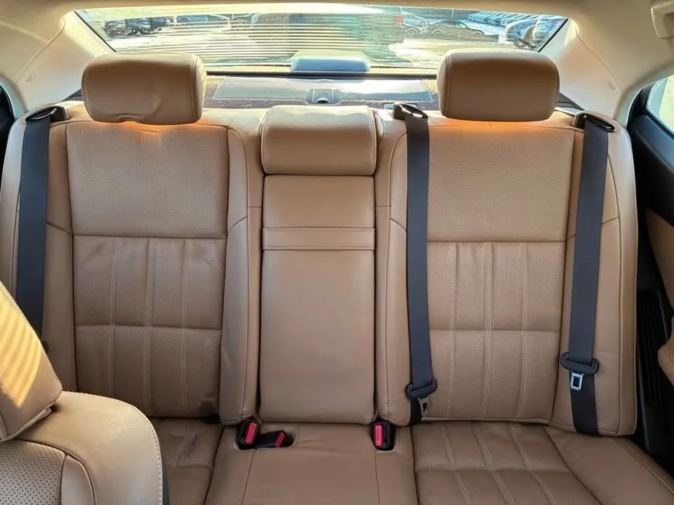 2018 Lexus ES 6th Gen - Image 10 of 20