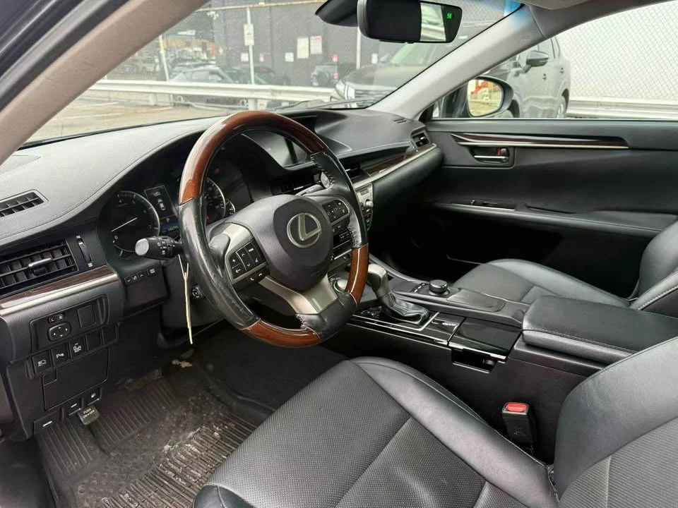 2018 Lexus ES 6th Gen - Image 7 of 9