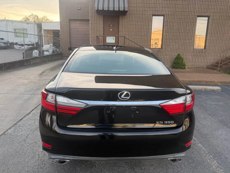 2018 Lexus ES 6th Gen - Image 3 of 15