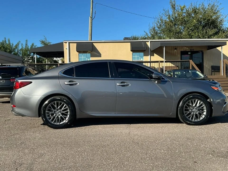 2018 Lexus ES 6th Gen - Image 6 of 20