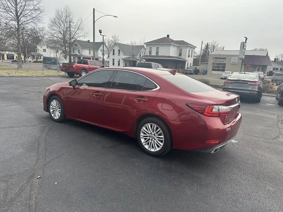 2018 Lexus ES 6th Gen - Image 3 of 19