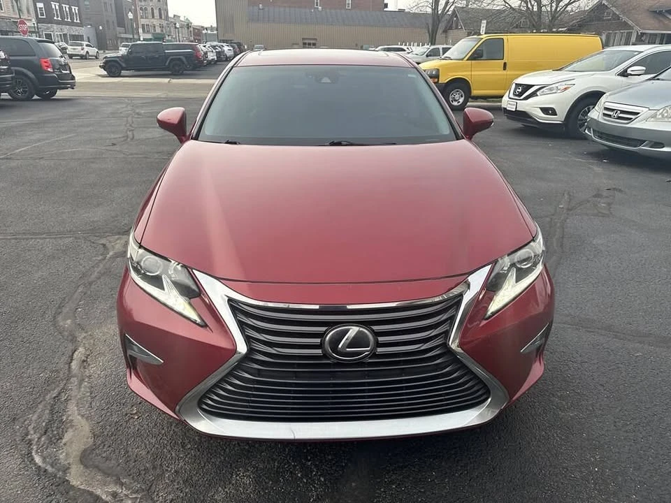 2018 Lexus ES 6th Gen - Image 8 of 19