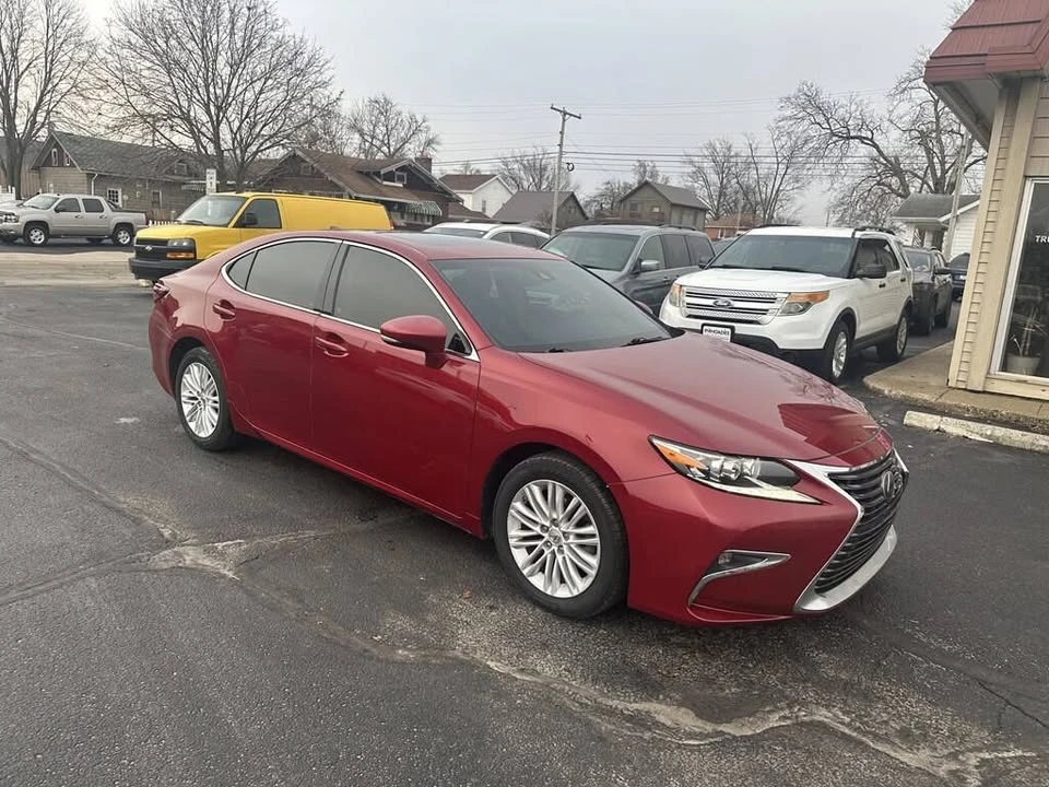 2018 Lexus ES 6th Gen - Image 7 of 19