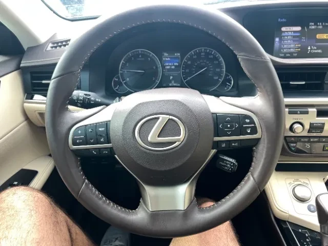 2018 Lexus ES 6th Gen - Image 8 of 16