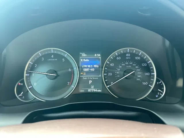 2018 Lexus ES 6th Gen - Image 9 of 16