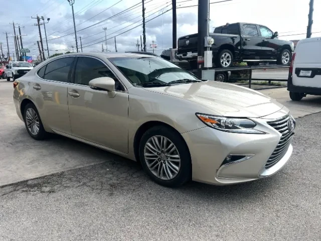 2018 Lexus ES 6th Gen - Image 3 of 16