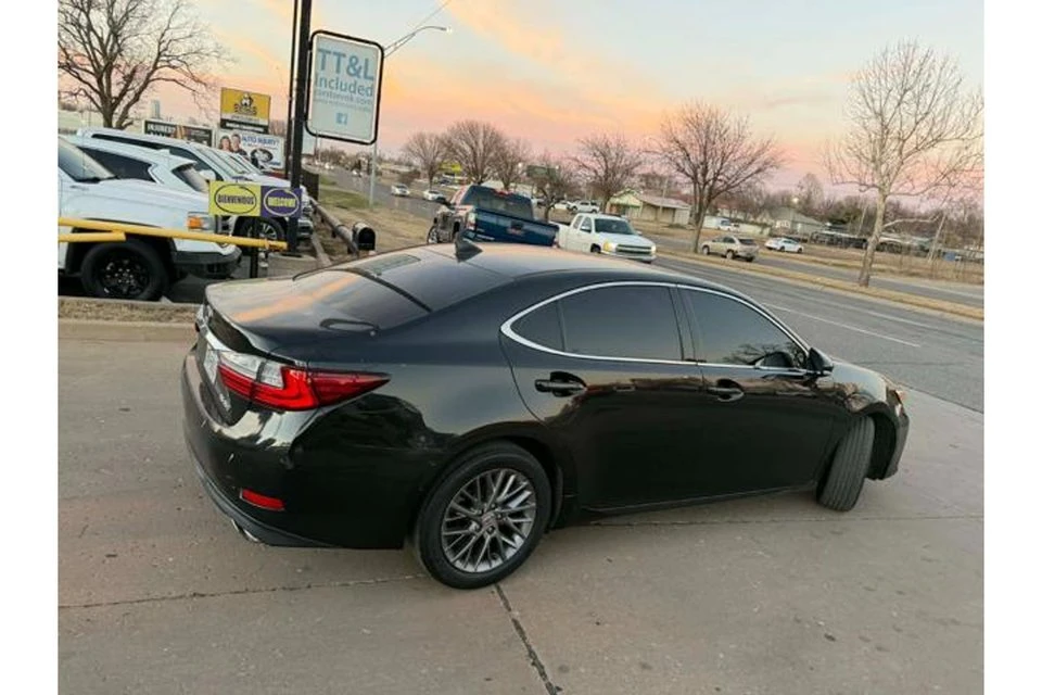 2018 Lexus ES 6th Gen - Image 7 of 18