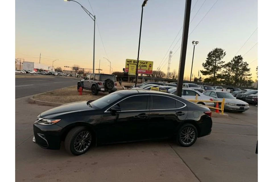 2018 Lexus ES 6th Gen - Image 4 of 18