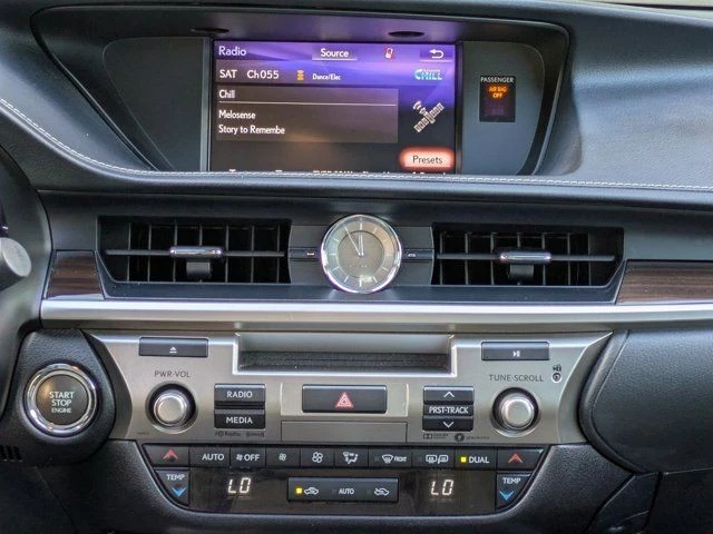 2018 Lexus ES 6th Gen - Image 14 of 21