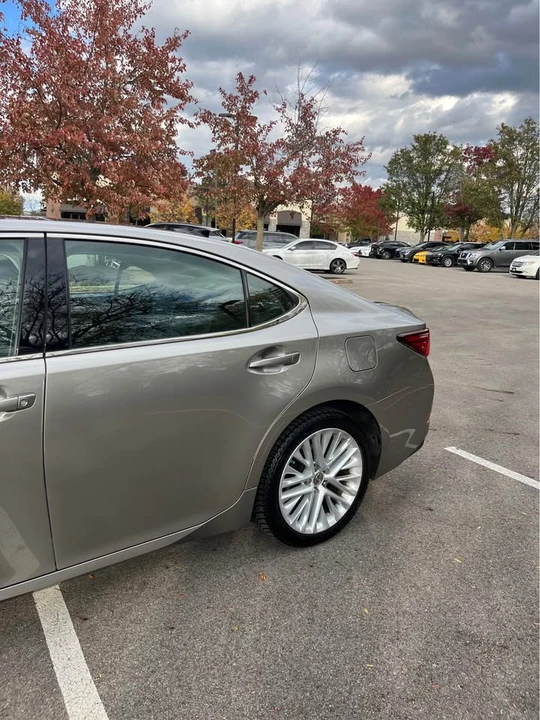 2018 Lexus ES 6th Gen - Image 4 of 19