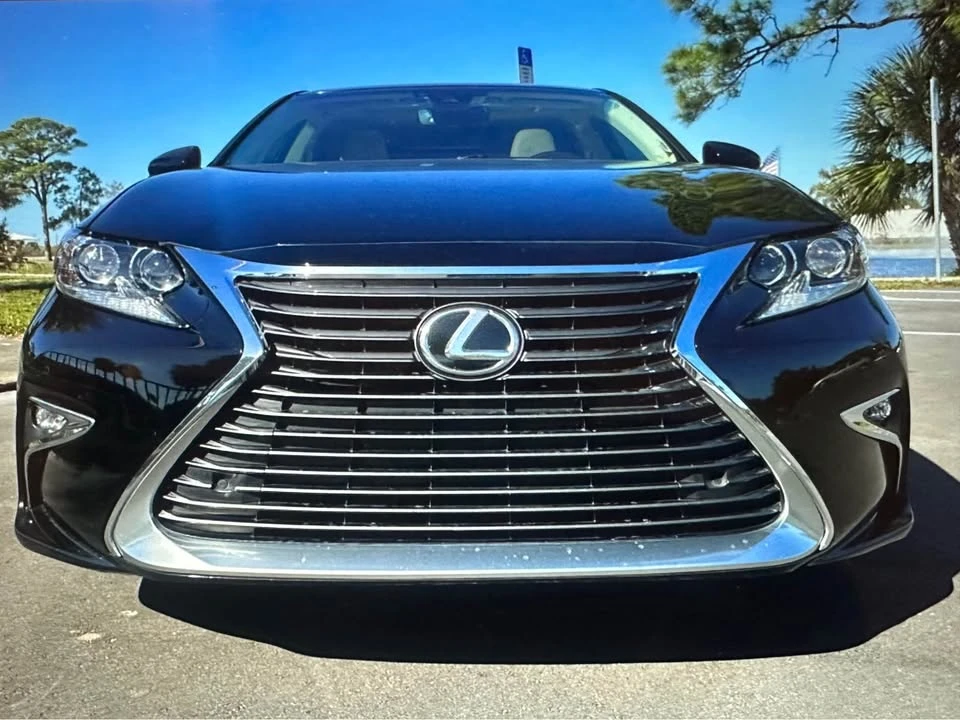 2018 Lexus ES 6th Gen - Image 3 of 20