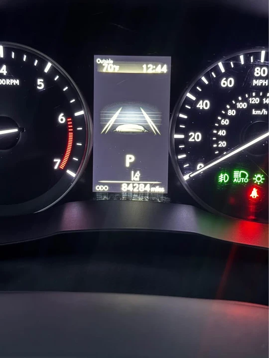 2018 Lexus ES 6th Gen - Image 14 of 19