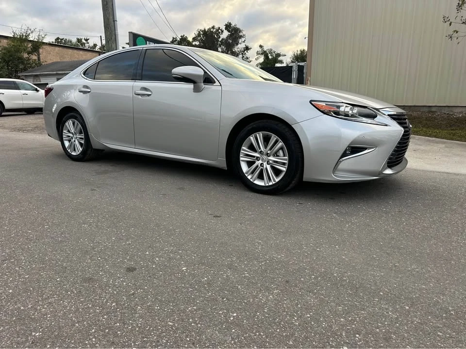 2018 Lexus ES 6th Gen - Image 7 of 11