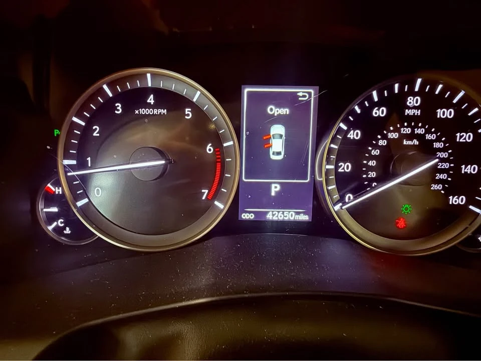 2018 Lexus ES 6th Gen - Image 12 of 15