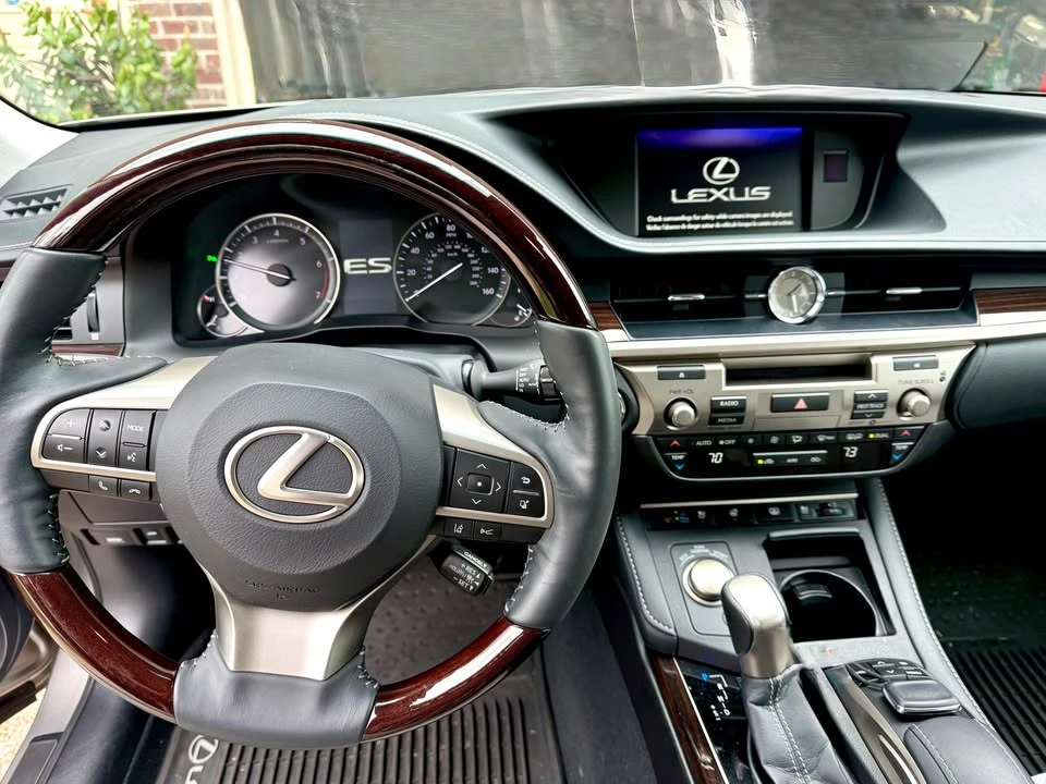 2018 Lexus ES 6th Gen - Image 2 of 7