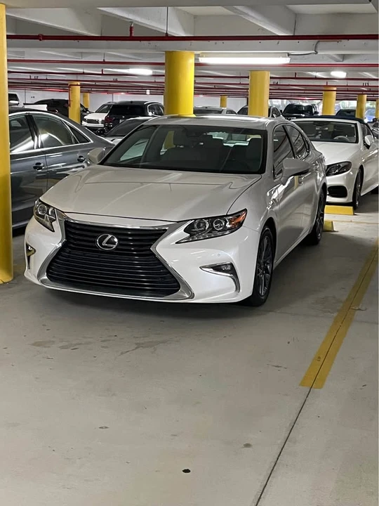 2018 Lexus ES 6th Gen - Image 20 of 20