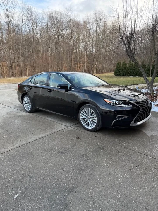 2018 Lexus ES 6th Gen - Image 3 of 13