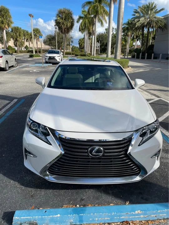 2018 Lexus ES 6th Gen - Image 3 of 20